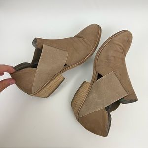 Eileen Fisher Perry Tumbled Nubuck Suede Tan Booties